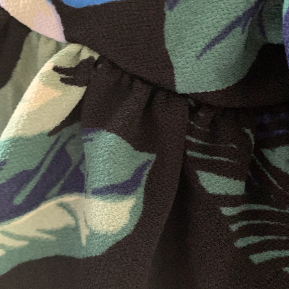 Banana Republic Women's Off Shoulder Flare 3/4 Length Floral Shirt Blouse Top - Picture 4 of 6